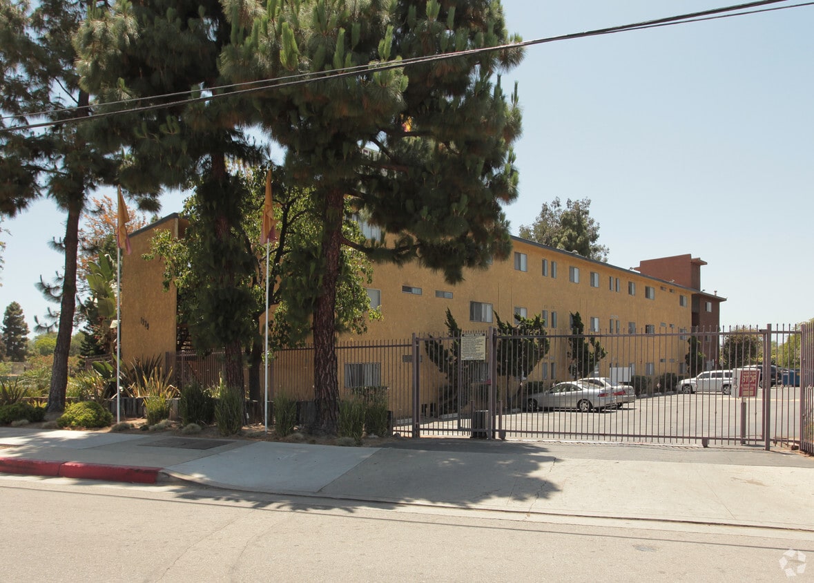 Building Photo - Harbor Verde Apartments