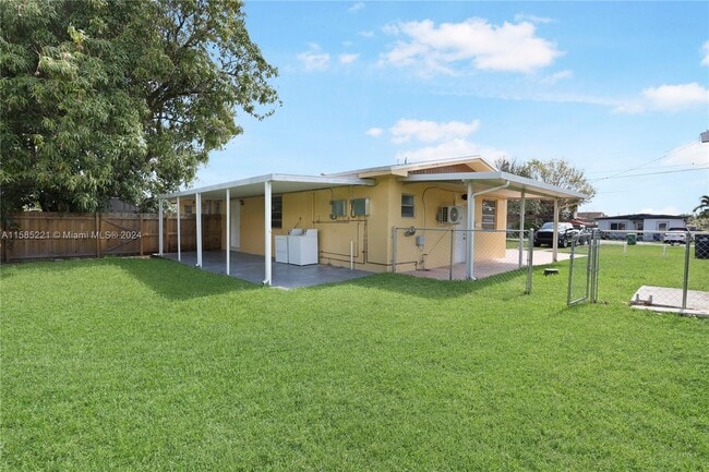 Building Photo - 532 SW 79th Ave
