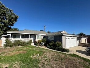 Building Photo - 16721 Kingside Dr