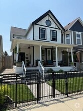 Building Photo - 1217 Hoyt Ave