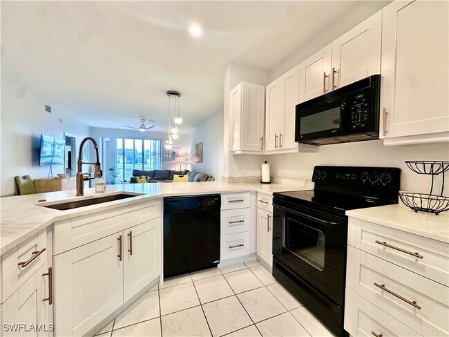Foto del edificio - 864 Tanbark Dr
