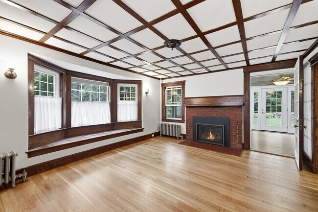 Foto del edificio - 24 Hildreth St