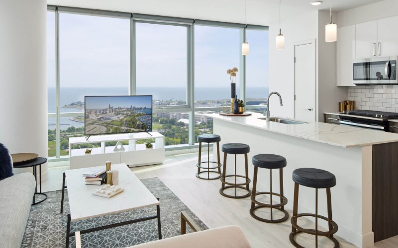 Foto principal - 810 S Michigan Ave