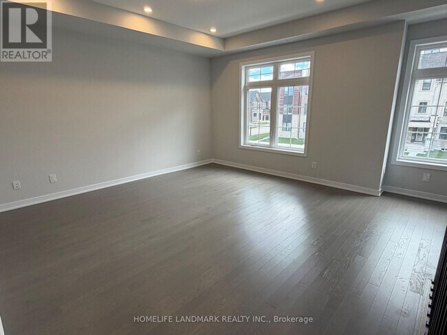 Photo du bâtiment - 48 York Downs Blvd