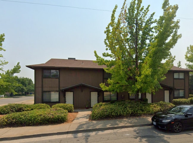 Building Photo - 2508 Sabre Ct