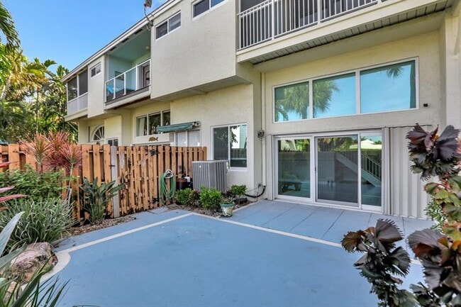 Foto del edificio - 884 SE 19th Ave