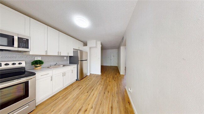 Foto del edificio - 2463 Coral Wy