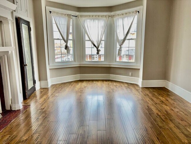 Foto del edificio - 4948 Walnut St