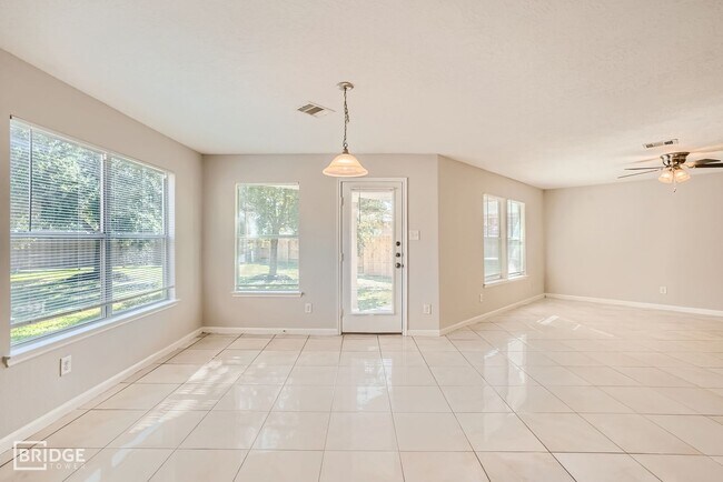 Building Photo - 514 Remington Green Ct