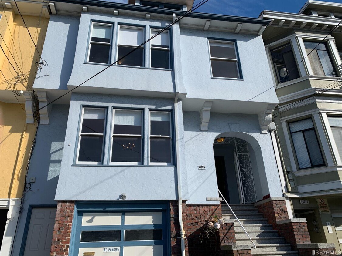 Foto principal - 238 8th Ave