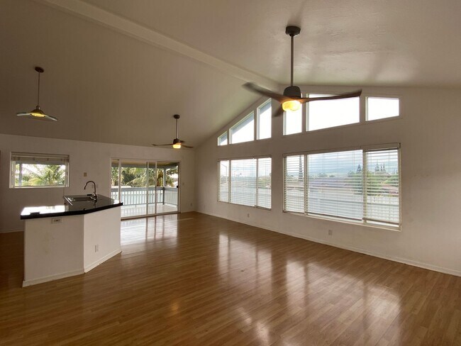 Building Photo - Unfurnished 3 Bedroom 2 Bathroom W/ Garage and Yard In Waikoloa Village
