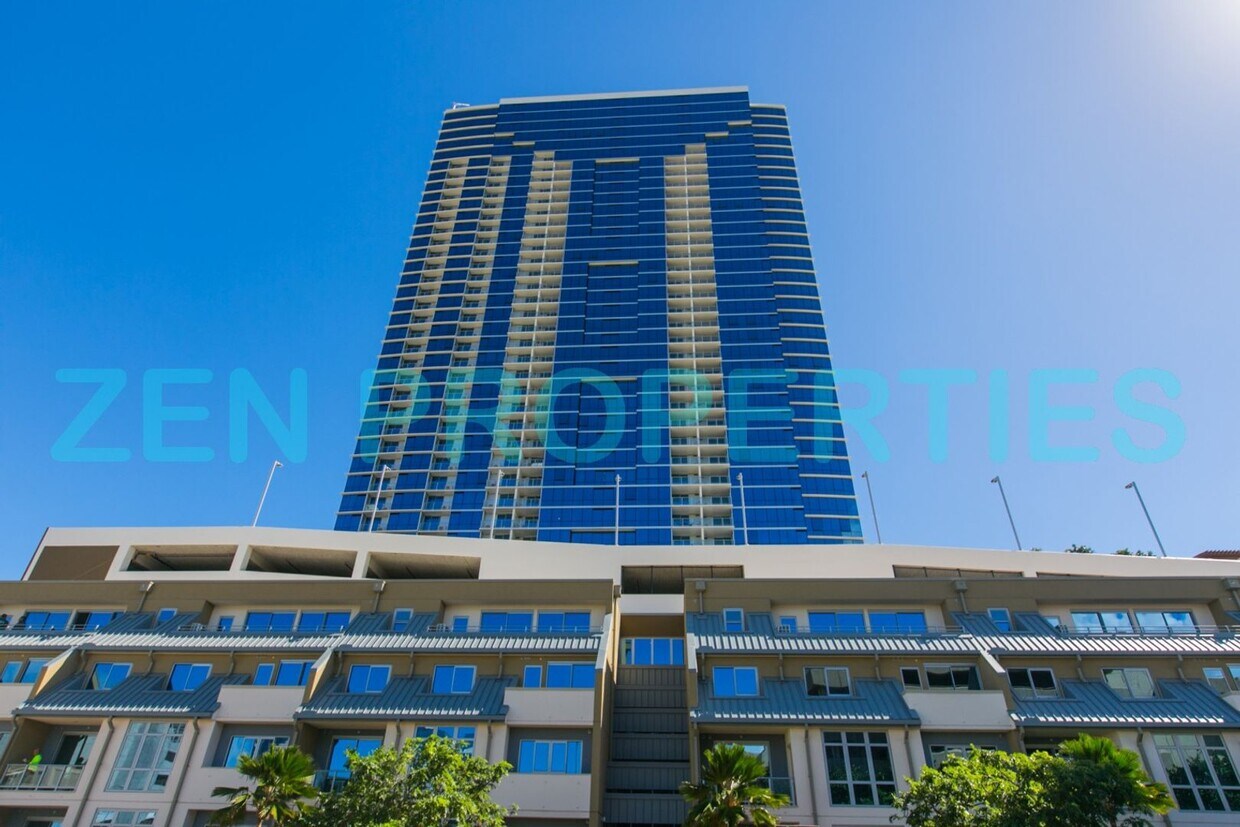 Foto principal - 1 bdrm/1 bath with 1 parking at Keauhou Pl...