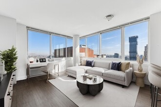 Interior Photo - The Morgan Provost Square