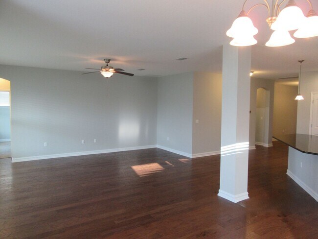 Foto del edificio - 315 Johnson Bayou Dr