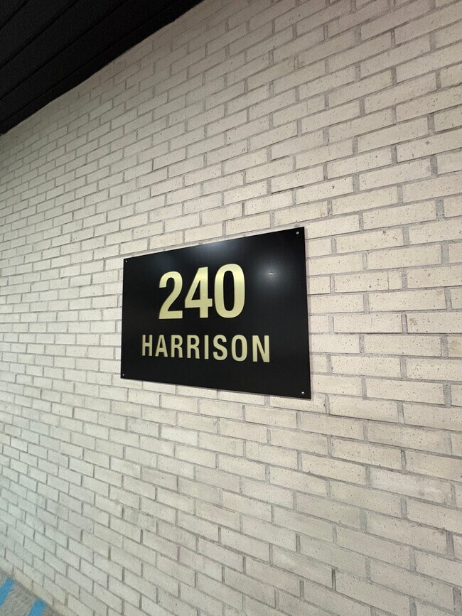 Foto del edificio - 242 Harrison St