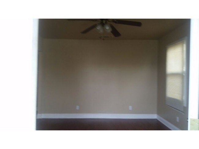 Building Photo - 6045 Warrington Dr