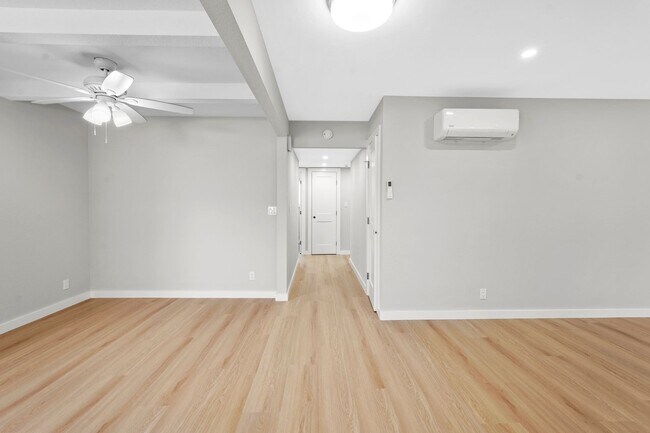 Foto del edificio - 836 Blair Ave