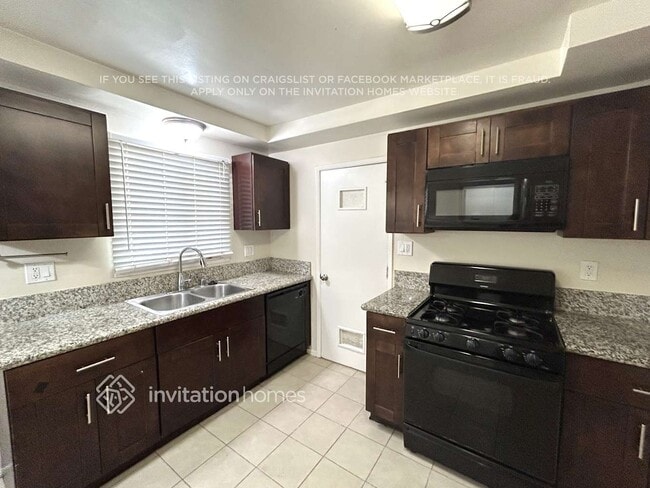 Building Photo - 1438 Indian Sage Rd