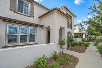 Building Photo - 28616 Pietro Dr