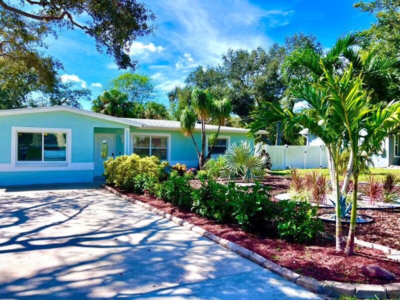 Foto principal - 14686 Pine Dr