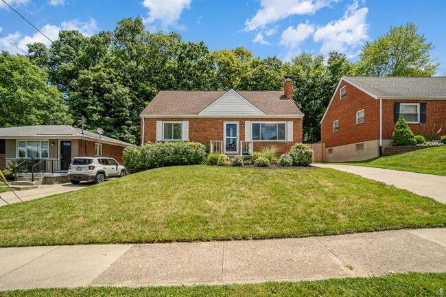 Beautiful 3br/2ba in Anderson, close to everything! - 1456 Verdale Dr