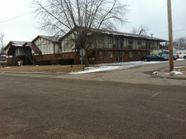 1010-1020 Mary St - Mary Street Apartments