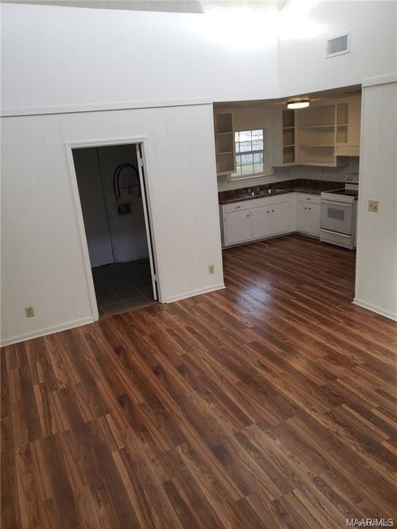 Foto del edificio - 3357 Meadow Ln