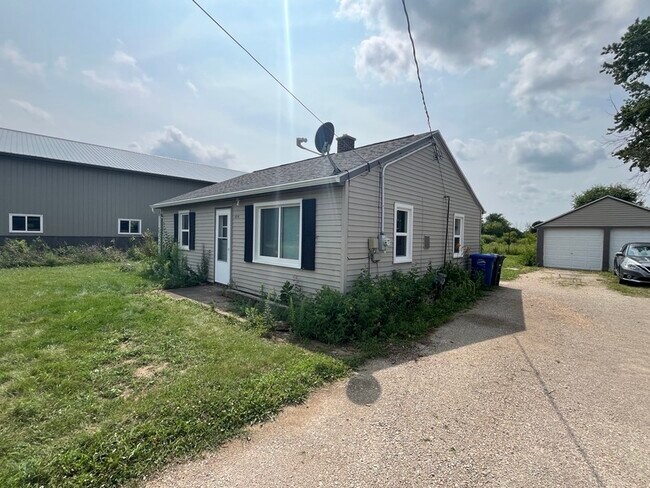 Foto del edificio - 934 Cold Spring Rd