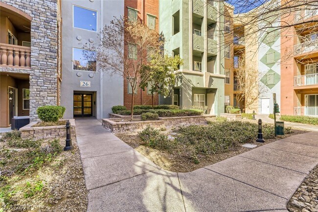 Building Photo - 26 E Serene Ave