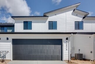 Building Photo - 12463 W Victory Rd
