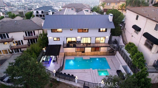 Building Photo - 2111 Rimcrest Dr