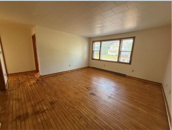 Foto del edificio - 437 W Mill St