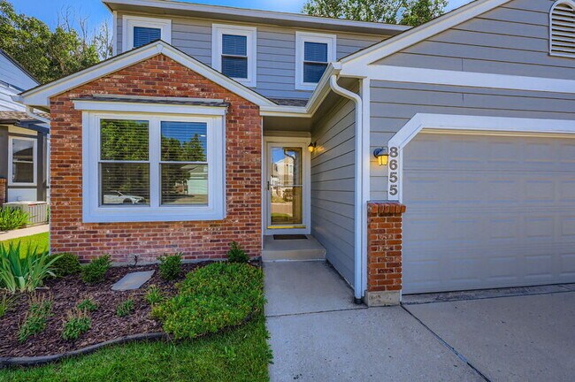Foto del edificio - 8655 Boxelder Dr