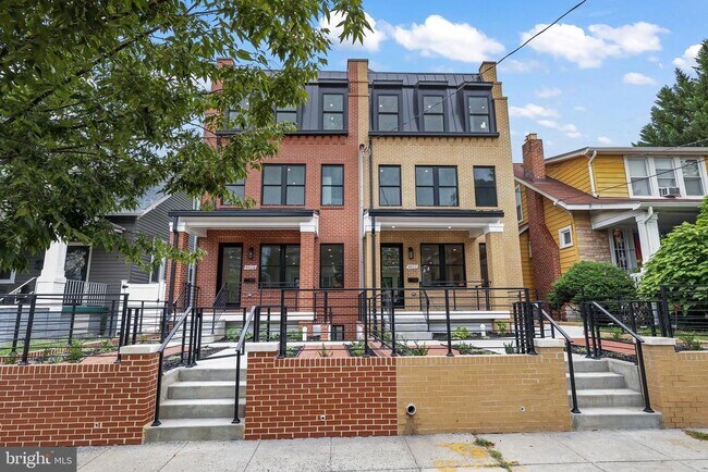 Building Photo - 4411 Illinois Ave NW