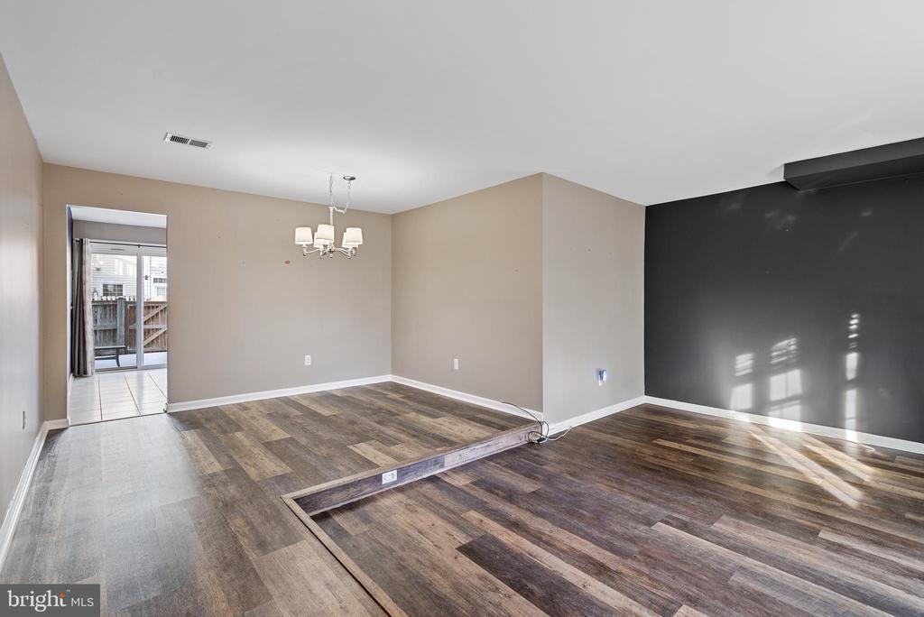 Primary Photo - 1422 Mara Vista Ct