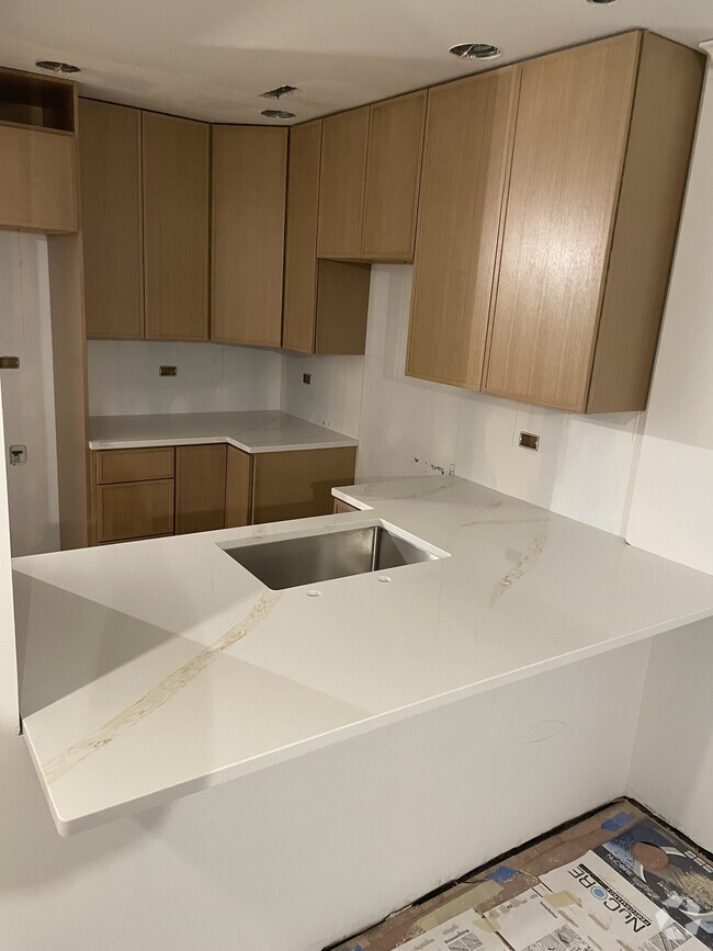Building Photo - 1502 W Jonquil Ter