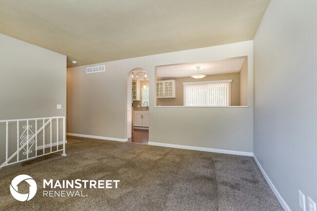 Foto del edificio - 9130 Grant Ln