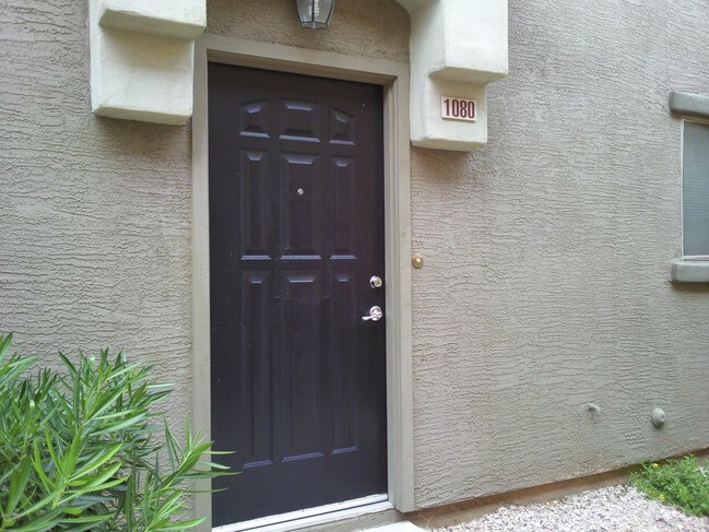 Foto del edificio - 2150 E Bell Rd