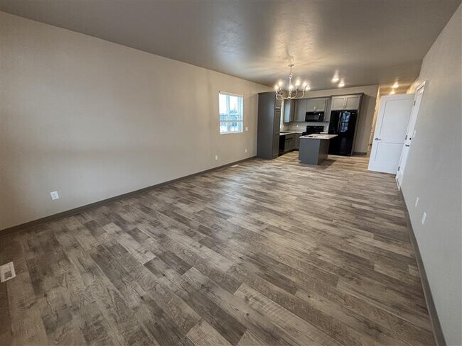 Foto del edificio - 354 Rising Star Ln