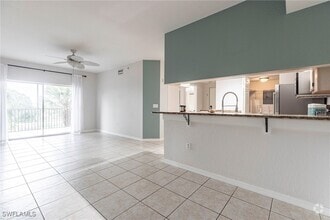 Building Photo - 6490 Aragon Way