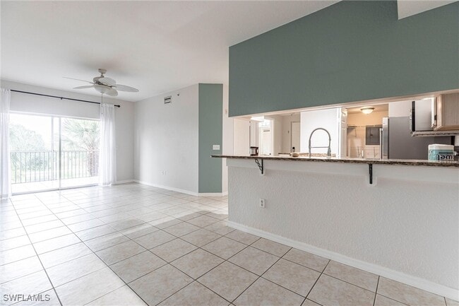 Building Photo - 6490 Aragon Way