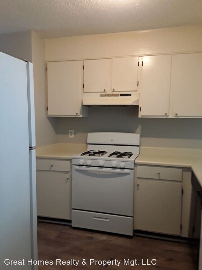Building Photo - 1225 Oakplace Dr SW