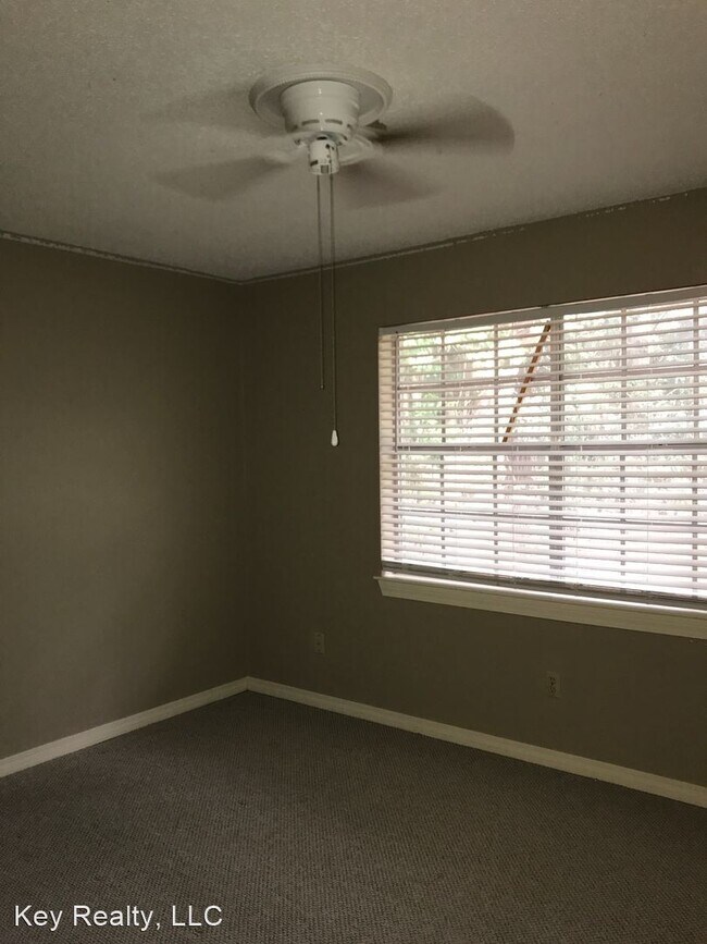 Foto del edificio - 2 br, 1 bath House - 3224-D Elliott St