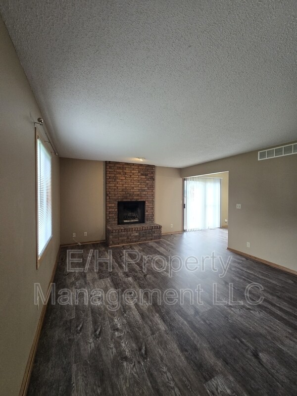 Foto del edificio - 9105 W Westlawn St