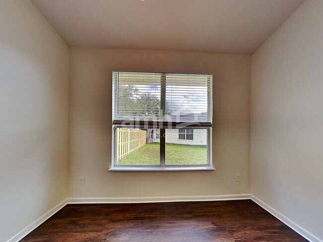 Building Photo - 2340 Aberford Ct