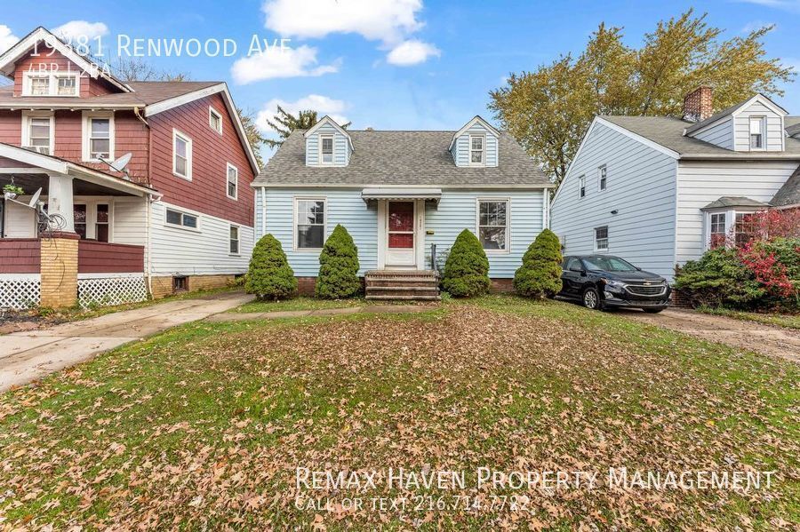 Foto principal - 19381 Renwood, Euclid- Spacious 4 bedrooms...