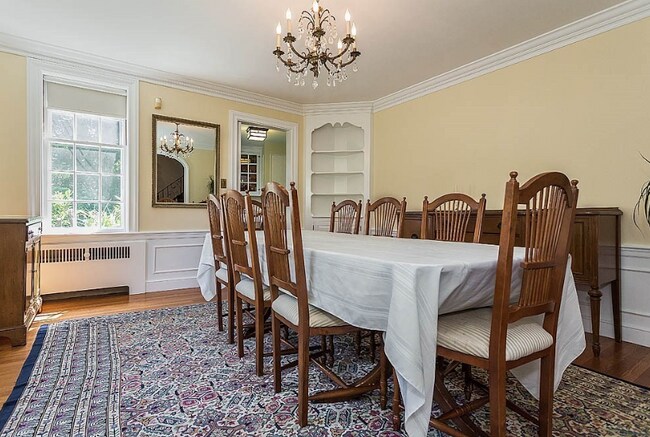 Foto del edificio - 244 Clifton St