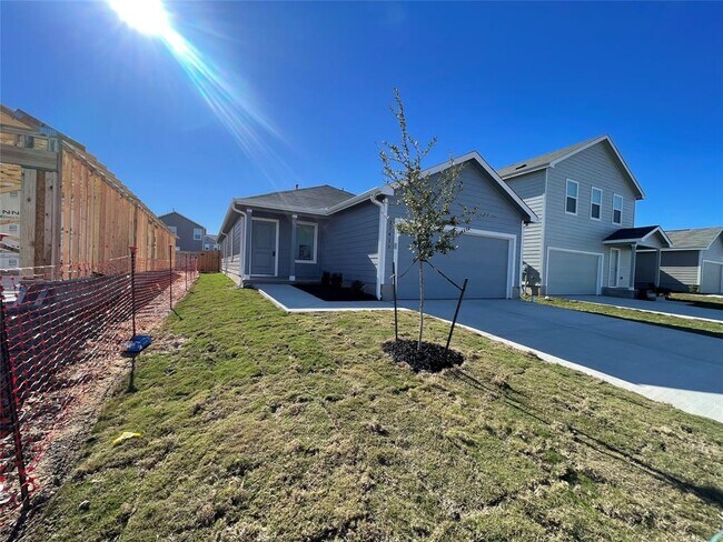 Building Photo - 23437 Firelight Dr