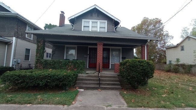 Photo - 1816 Woodlawn Ave Apartment