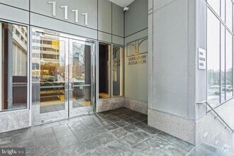 Building Photo - 1111 19th St N